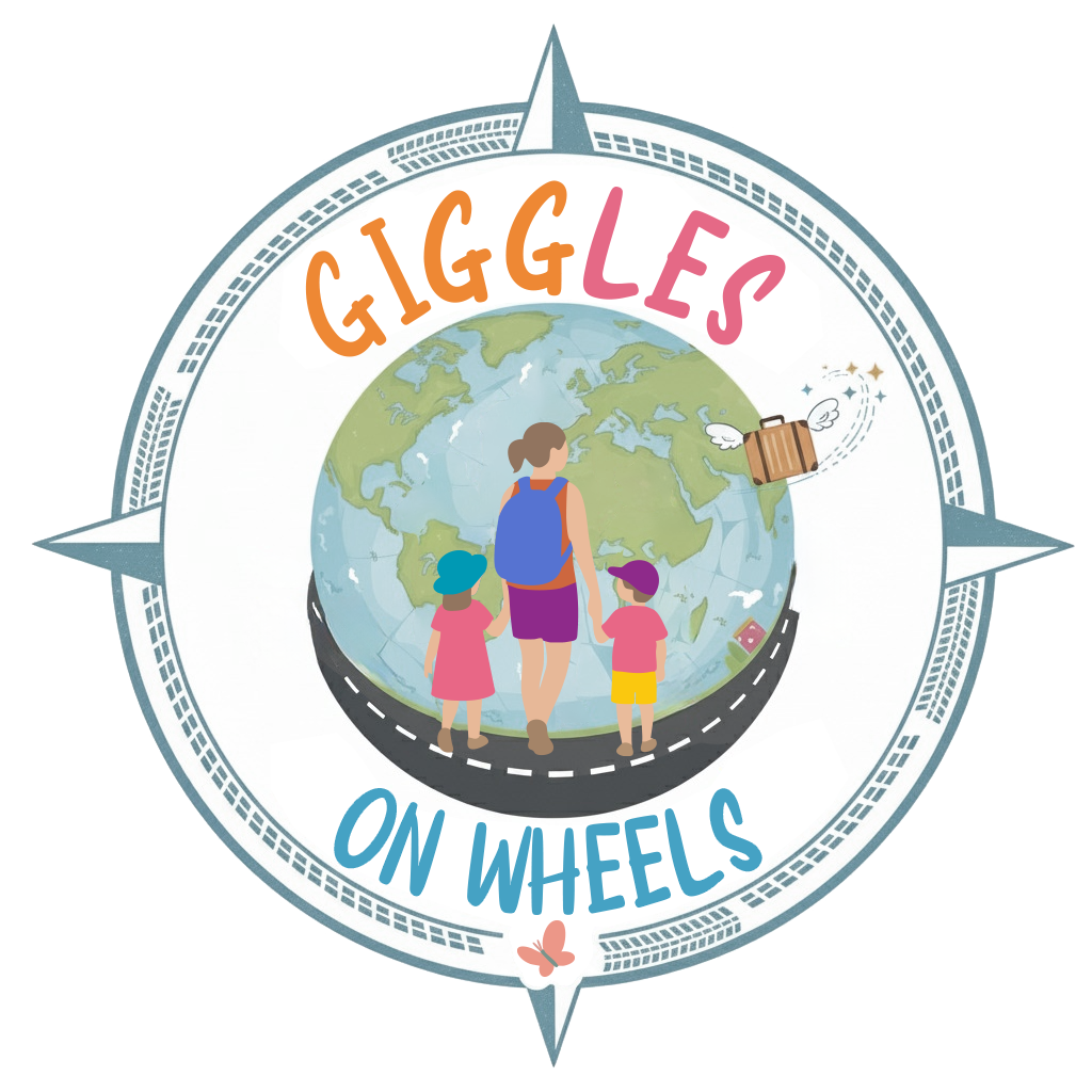 Giggles On Wheels Logo